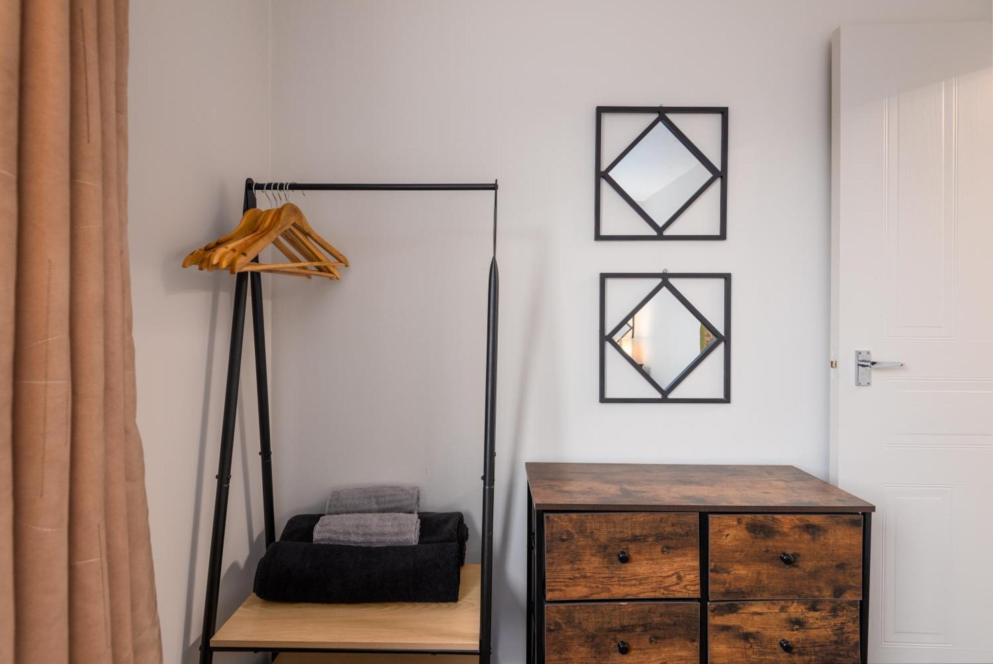 Worcester Fabulous Cherry Tree Mews Self Check In Dogs Welcome By Prior Arrangement , 2 Double Bedrooms ,Super Fast Wi-Fi, With Free Off Road Parking For 2 Vehicles Near Royal Hospital And Woodland Walks Kültér fotó