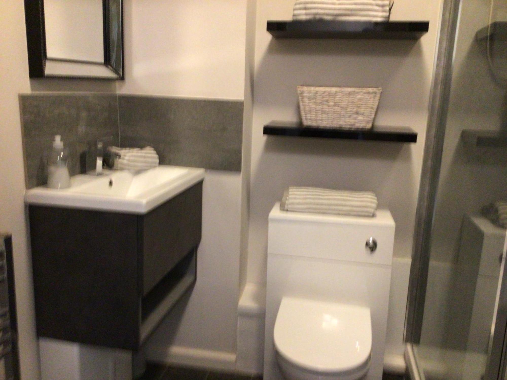 Worcester Fabulous Cherry Tree Mews Self Check In Dogs Welcome By Prior Arrangement , 2 Double Bedrooms ,Super Fast Wi-Fi, With Free Off Road Parking For 2 Vehicles Near Royal Hospital And Woodland Walks Kültér fotó